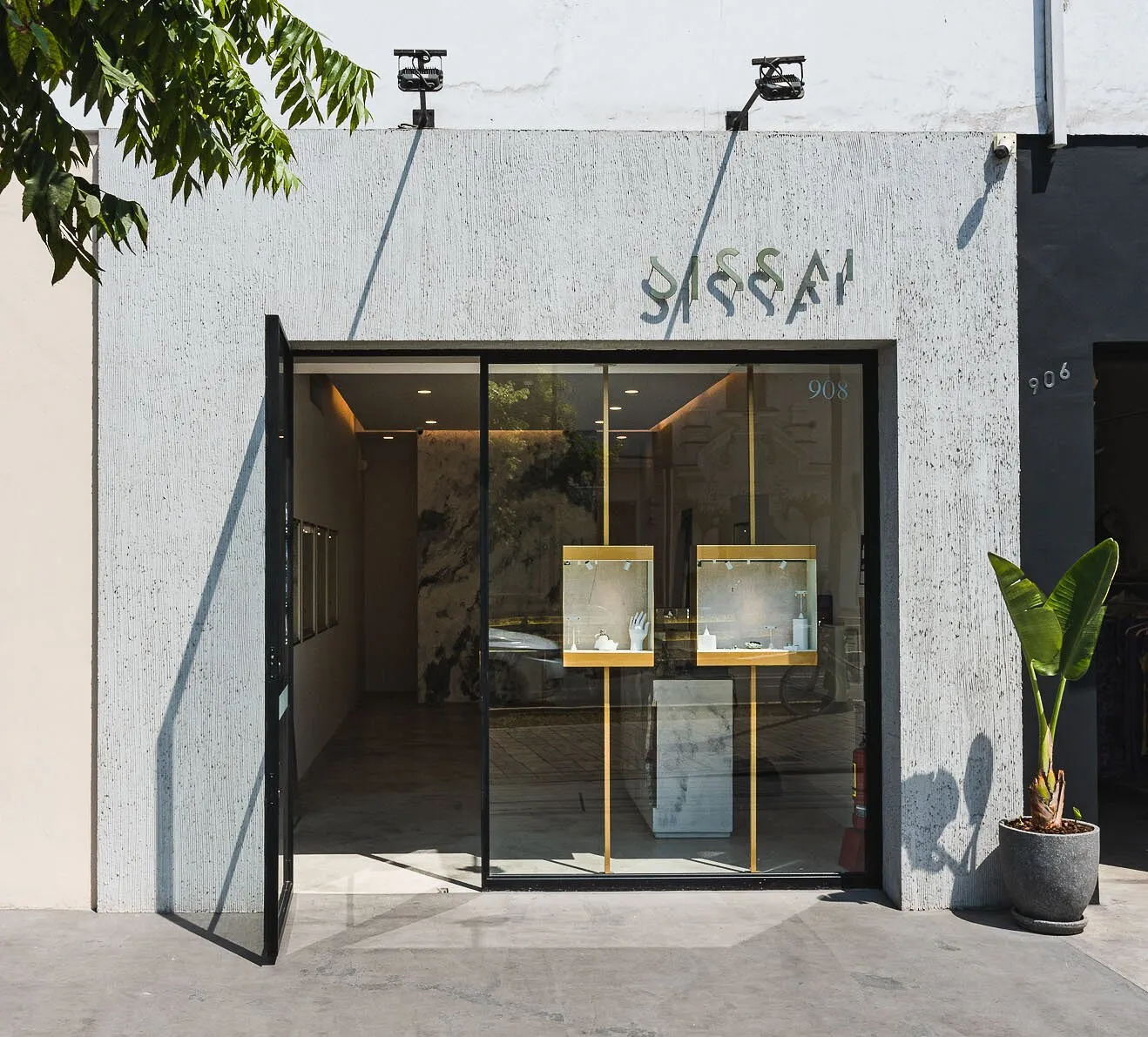 Sissai Joyería — obra de J&C Edificaciones